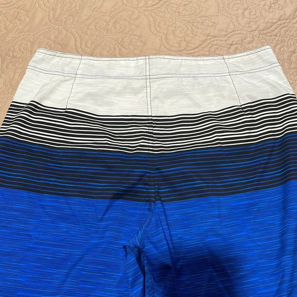 Men Swim Shorts - Picture 8 of 8
